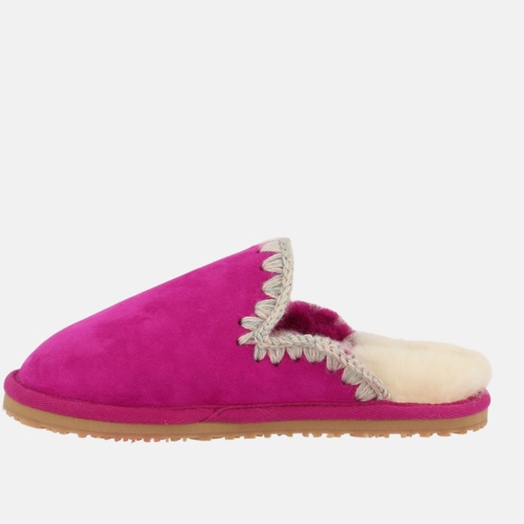 NWT MOU Suede Eskimo Stitch Slipper Size 39 - Main Image